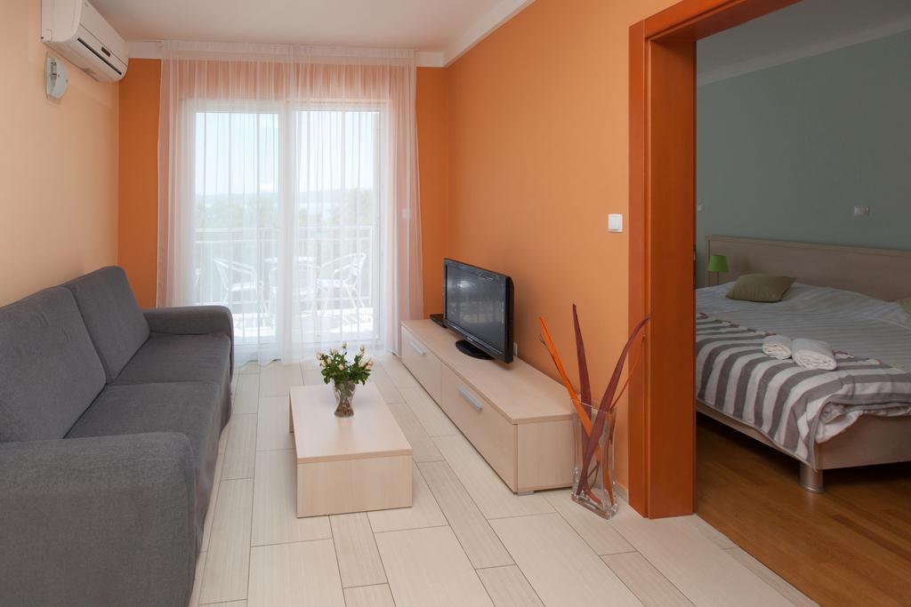 Apartment Ana سيلتسي المظهر الخارجي الصورة